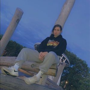 Meet your Posher, Brooke